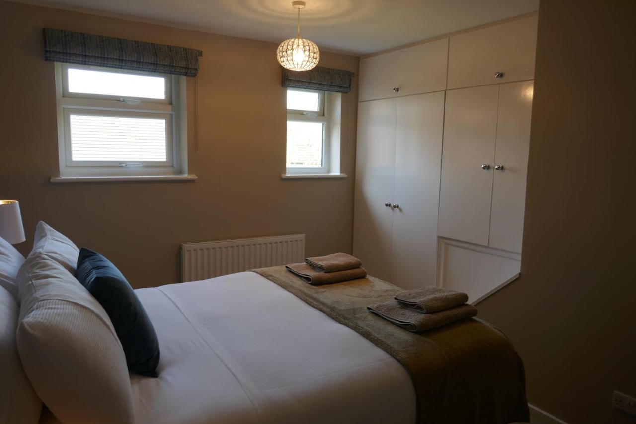 2 Bedroom House Walking Distance To City Centre With Free Parking 约克 外观 照片